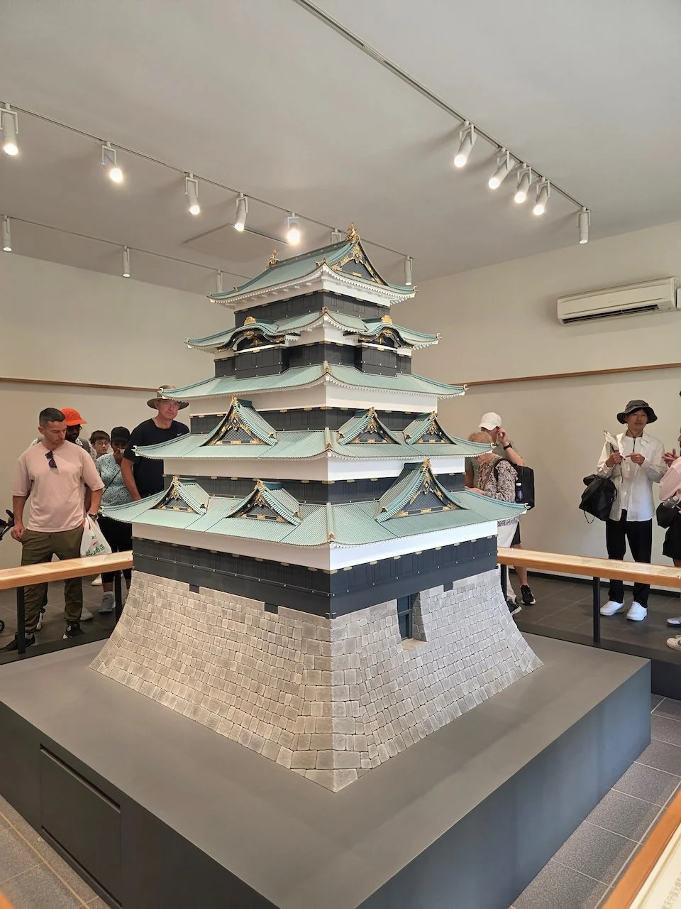 A voluntary DMV trip (Tokyo, day 2) — Solo Female Wanderer
